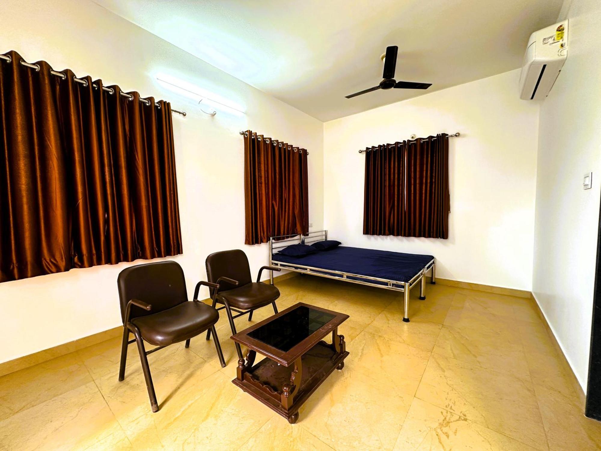 Ranjan Vadi Hotel Bhuj Ngoại thất bức ảnh
